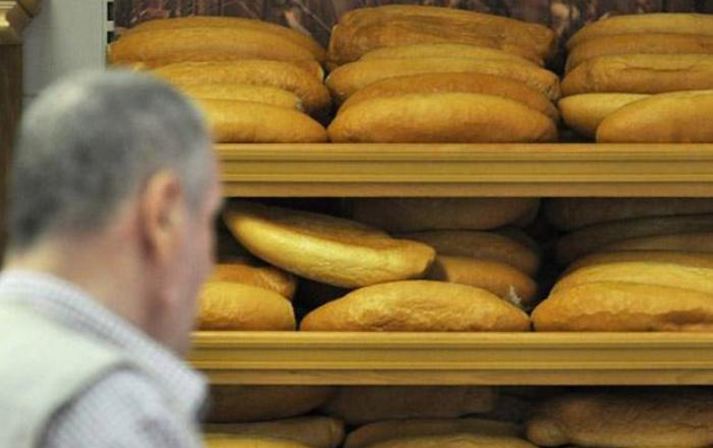 Nisyə çörək satmayan mağaza sahibi döyülüb 