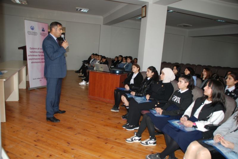 Sabirabadda yeniyetmə qızların təhsildən yayınmasının qarşısının alınması ilə bağlı tədbir keçirilib 