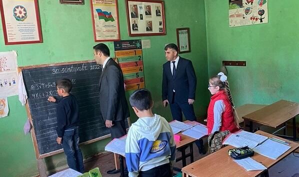 Başçının getdiyi məkdəbdə şagirdlər niyə dərsdə olmayıb? 