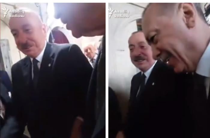 İlham Əliyev Praqada azərbaycanlı jurnalistlə zarafatlaşdı: \"Get Sorosa de ki...\" (VİDEO)