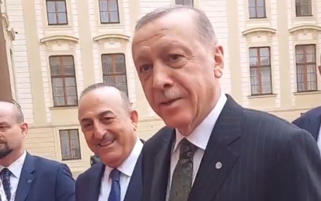 Ərdoğanın Praqada azərbaycanlı jurnalistlə maraqlı dialoqu - Video