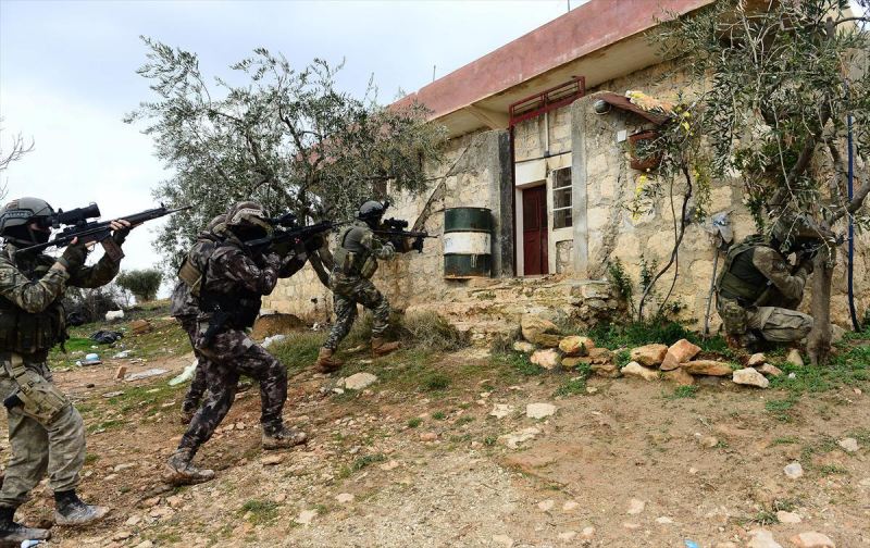 Türk jandarmasından əməliyyat: 73 terrorçu məhv edildi 