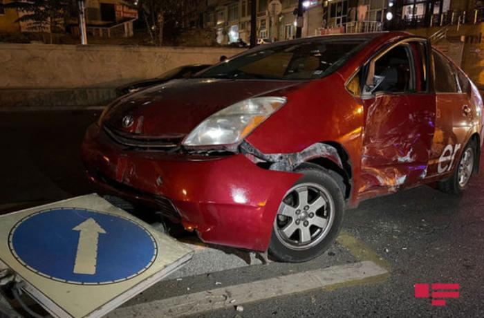 Bakıda taksilər toqquşdu, yaralı var — FOTO/VİDEO