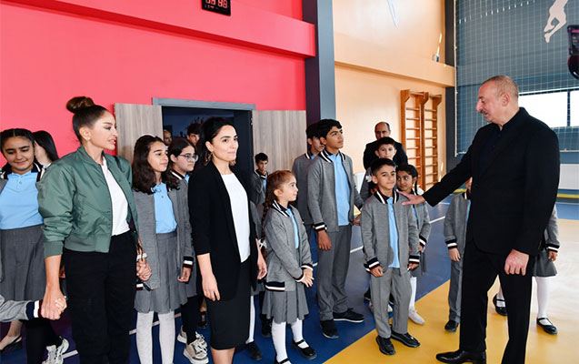 “Gələcəkdə sizin kimi uşaqlar ölkəmizi idarə edəcəklər” - Video