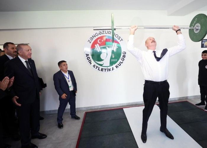 İlham Əliyev Zəngilanda ştanq qaldırdı: Ərdoğan və Xəlil Mutlu heyran qaldı - FOTOLAR