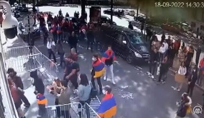Parisdə səfirliyimizə hücum edən radikal həbs edildi - Video