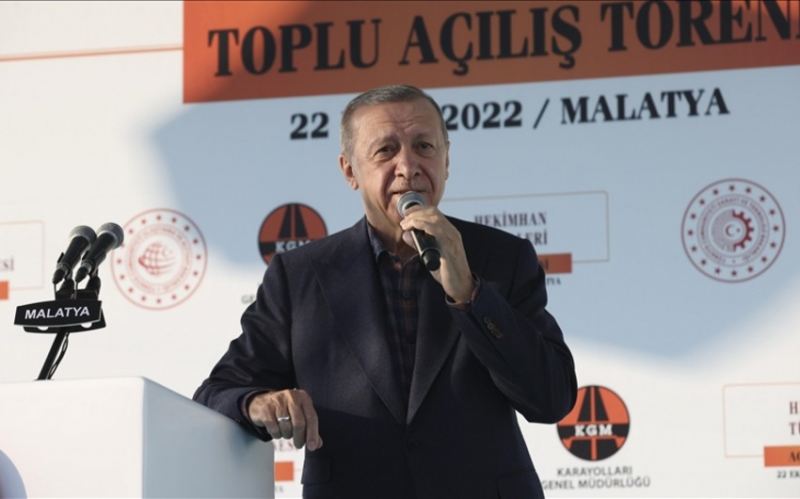 Ərdoğan Türkiyədə hicaba dair Konstitusiya təminatının yaradılmasını irəli sürüb 