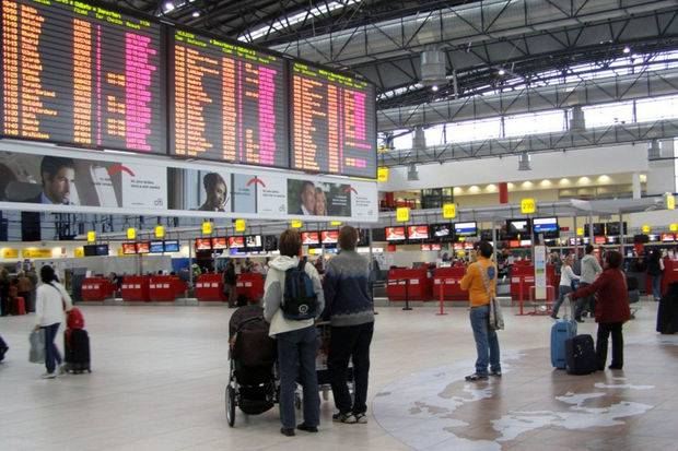 Daha bir dövlət Rusiya vətəndaşlarına girişi bağladı 