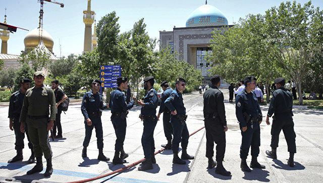 İranda silahlı hücumun təfərrüatı: 20 ölü, 40 yaralı