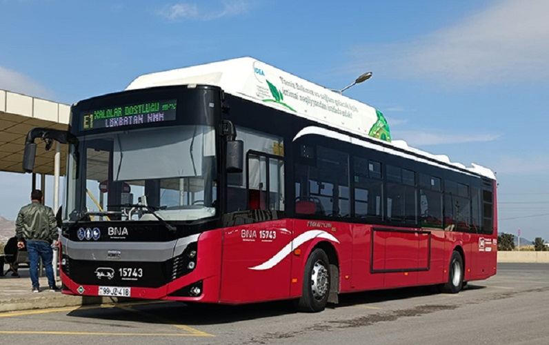 Yeni açılan “BakuBus” marşrut xəttində gedişhaqqı 10 qəpik endirildi 