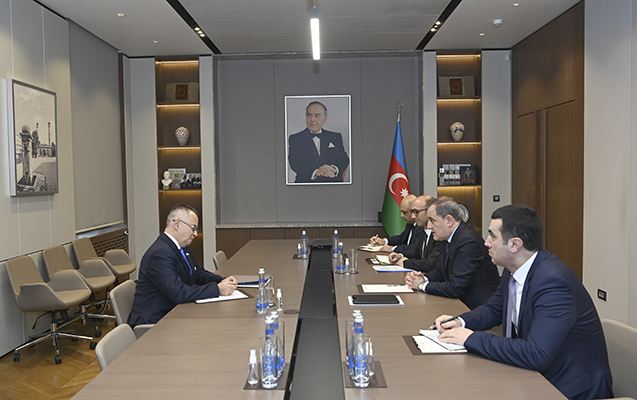 Ceyhun Bayramov Yunanıstan səfiri ilə görüşdü 