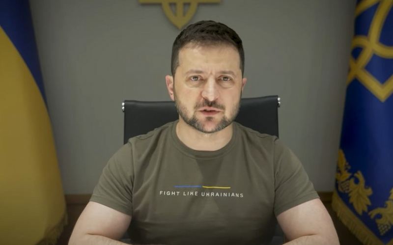 Zelenski: \"Rusiya Xersonu dünyadan təcrid etməyə çalışır\" 