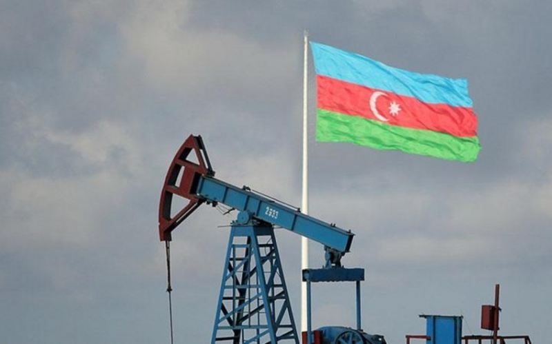Azərbaycan nefti ucuzlaşıb 