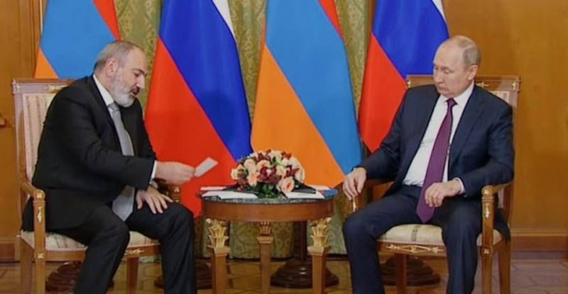 \"Paşinyan sadəcə olaraq ümidlərini dilə gətirir, Putin isə onun dediklərini etməyəcək\" - RƏY