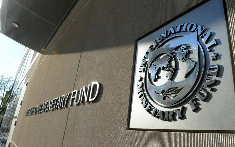 Ukrayna BVF-dən 2,7 milyard dollarlıq yardım alıb 