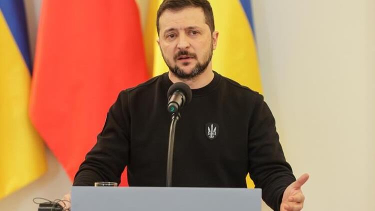 Zelenski: \"Ən çətin vəziyyətdə olan Baxmutda silah dəstəyinə ehtiyacımız var\" 