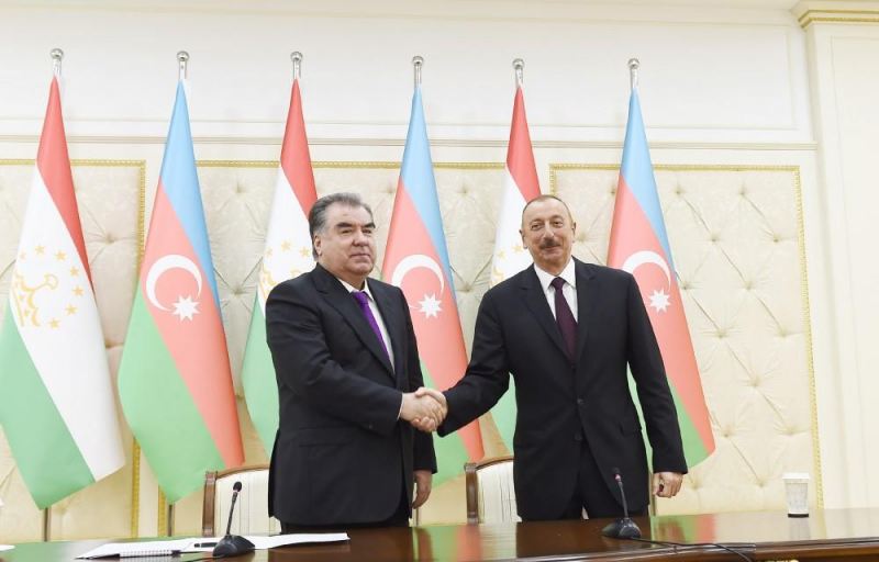 Prezidentin Düşənbədə rəsmi qarşılanma mərasimi oldu 
