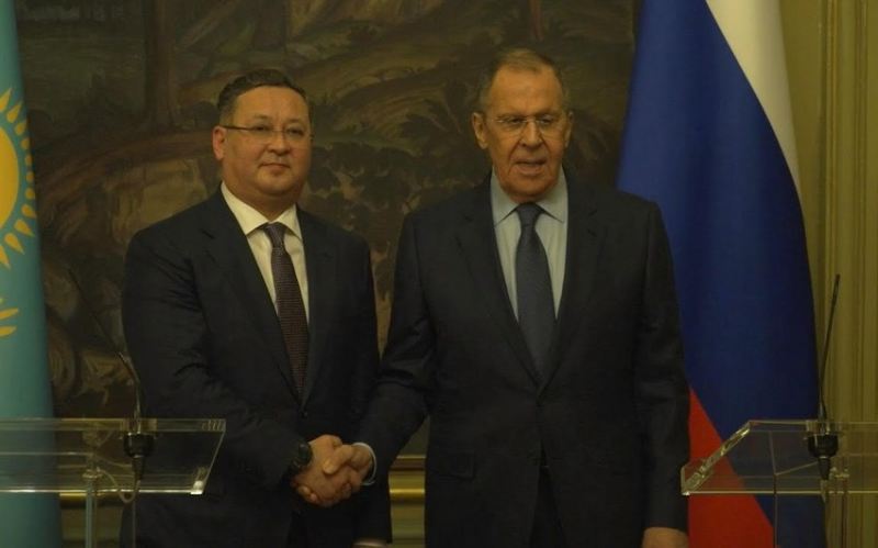 Lavrov qazaxıstanlı həmkarı ilə Xəzər dənizində əməkdaşlığı müzakirə edib 