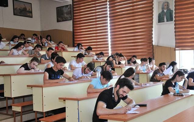 Bakalavr təhsili üzrə ixtisasların sayı artırıldı 
