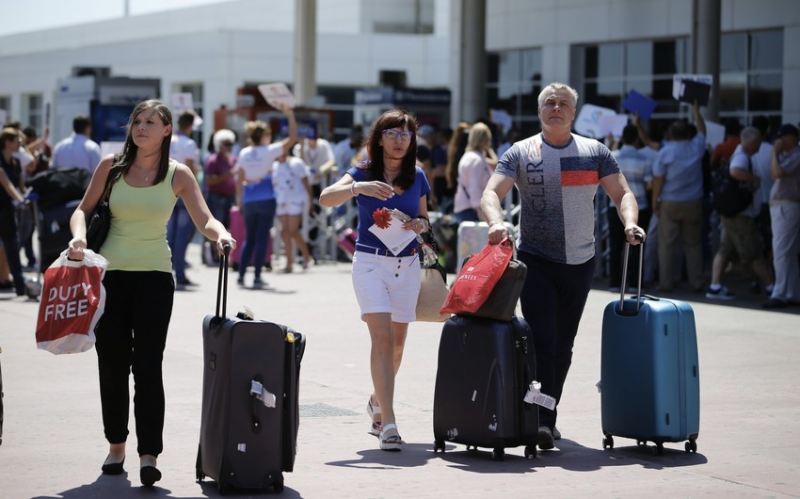 Rusiya və Türkiyə turistlər üçün aviareyslərin sayının artırılması barədə razılığa gəlib 