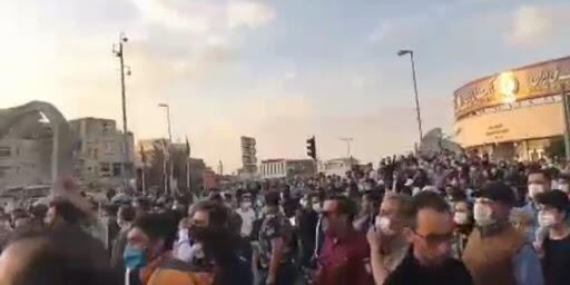 Azərbaycan var olsun” şüarı Təbrizi silkələdi – Video 