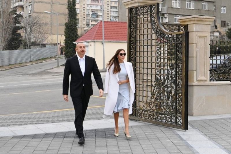 Prezident və birinci xanım akademik Zərifə Əliyevanın 100 illiyi münasibətilə keçirilən konsertdə iştirak ediblər