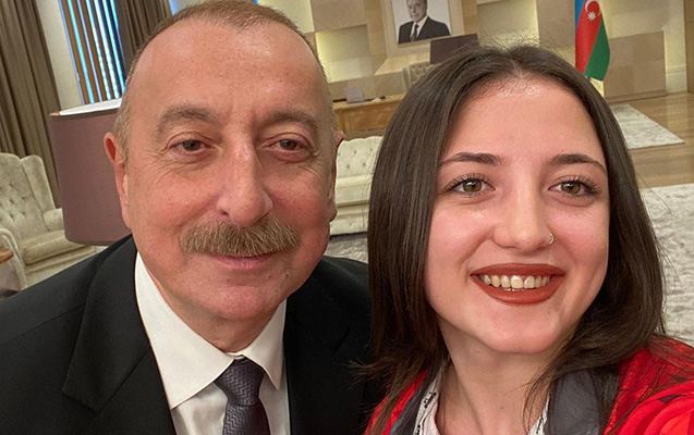 Türkiyəli atletlər Prezident və xanımı ilə selfi çəkdirdilər - Fotolar 