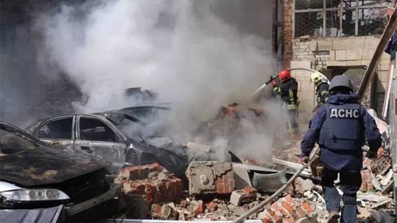 Ukrayna Moskvanı, Rusiya Xarkovu vurdu 