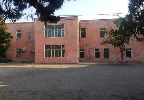 Bakıdakı bu poliklinika sökülür - Foto 
