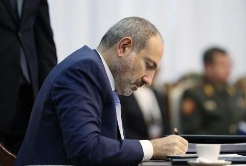 Paşinyan yeni hücum silahları axtarışında: Bölgədə təhlükə yaradacaq planlar...