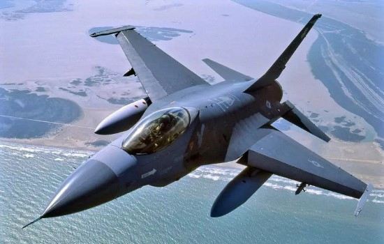 ABŞ-dan Ukraynaya F-16 razılığı: Payız aylarından...
