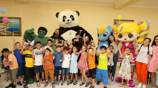 Mehriban Əliyeva uşaqları belə sevindirdi 