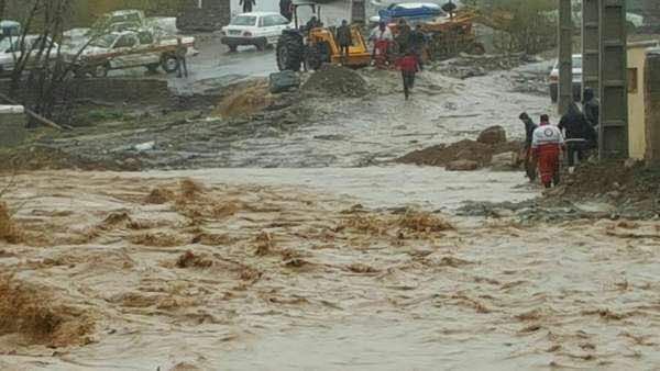 Güneydə sel 14 kəndə ciddi ziyan vurdu 