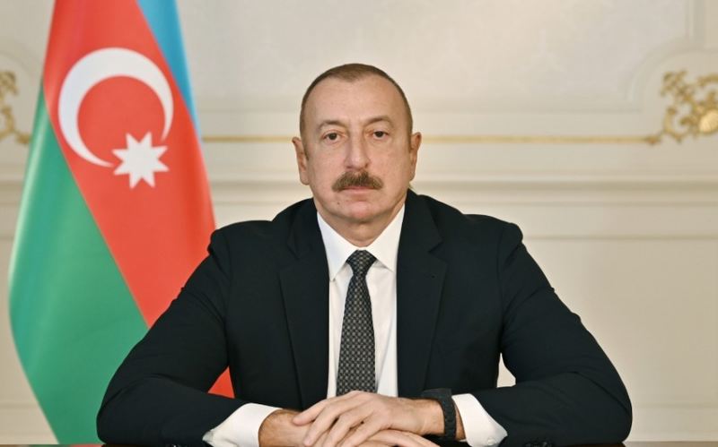 İlham Əliyev Rumıniyanın Prezidentini təbrik edib 