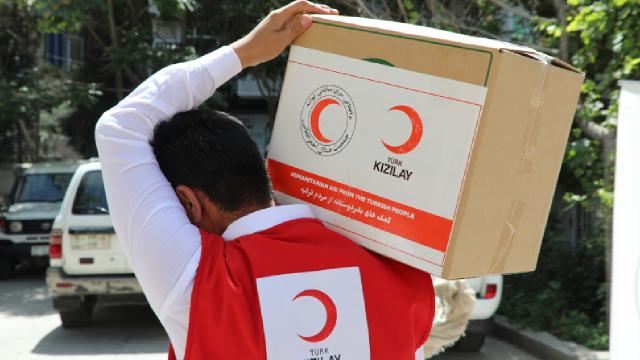 Türk Qızıl Aypara Cəmiyyətindən Somaliyə 2 min qida paketi 