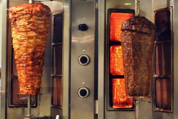 Yediyiniz zəhərə DÖNƏR: Çox sevilən fastfudun ziyanları