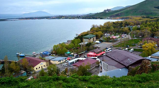 Əgər azərbaycanlılar Ermənistana qayıtsa... - Akopyan 
