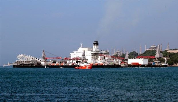Türkiyə Çanaqqala boğazını bağladı 