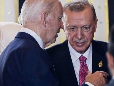 Bayden Türkiyəyə F16-ları satmağa hazırdır -Ərdoğan 