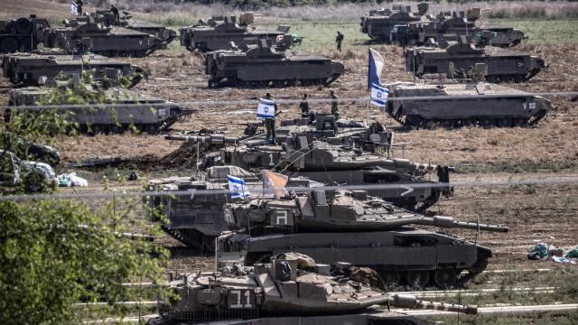 İsrailin ifrat sağçı naziri Qəzzanın \"tam işğalına\" çağırıb 