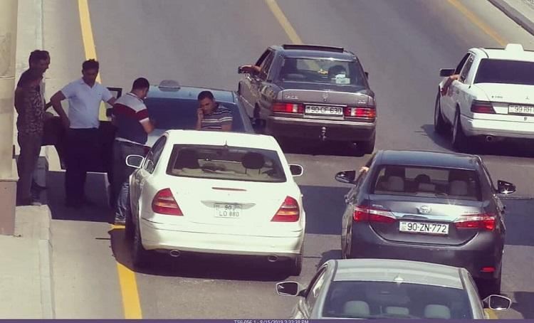 Sürücünü döyüb “Prius”unu əlindən aldılar 