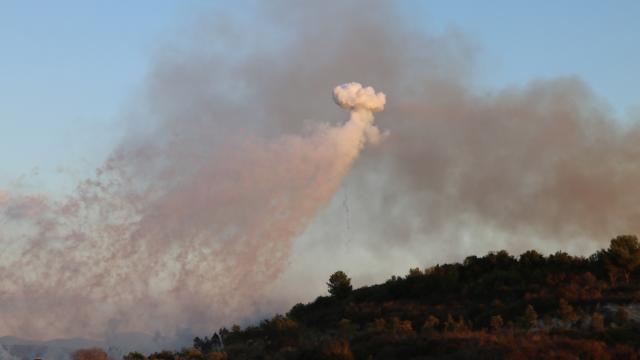 İsrail Livanın cənub bölgələrini \"fosfor bombası\" ilə vurdu 