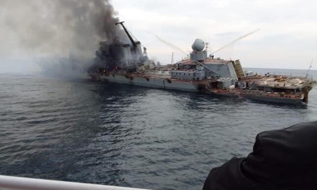 Rusiya desant gəmisinin vurulduğunu təsdiqlədi 