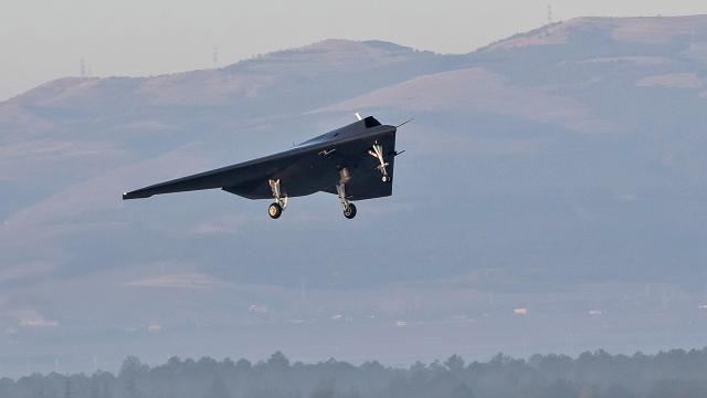 \"Anka-3\"ün test uçuşu keçirilib 