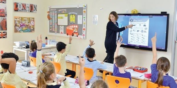 Bütün Türkiyədə məktəblər tətilə bağlandı 