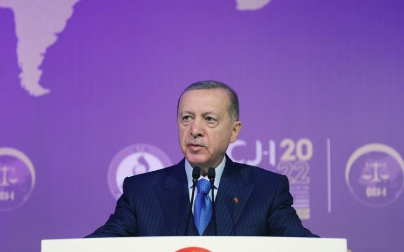 Ərdoğan: Hər ailəyə 10 min TL veriləcək 