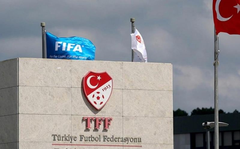 Türkiyənin daha 3 klubu çempionatda çıxışını dayandırıb 