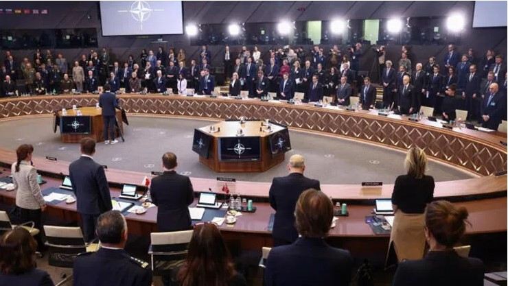 NATO müdafiə nazirlərindən Türkiyə üçün 1 dəqiqəlik sükut - Foto
