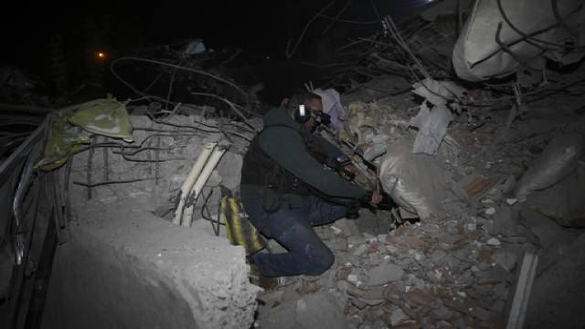 Azərbaycanlı mütəxəssis qabaqcıl görüntüləmə aparatı ilə 14 nəfəri dağıntılar altından xilas etdi 
