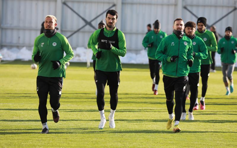 Mahir Emreli \"Fənərbağça\" ilə oyunda iştirak etməyəcək 